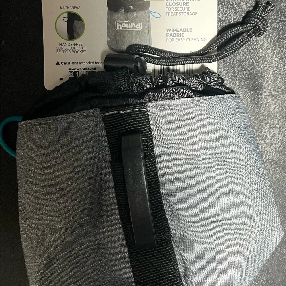 Outward Hound Gray Treat Pouch with Teal Loop